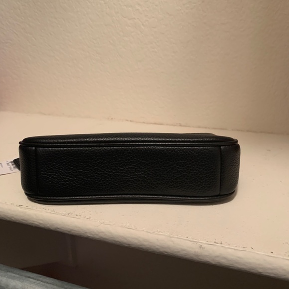 Brand new Coach wristlet - Picture 8 of 8